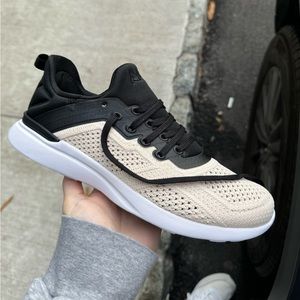 Women’s APL TechLoom Tracer Black/Parchment/White Sz 7.5